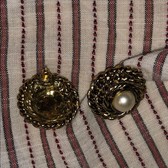 Earrings - Picture 2 of 2